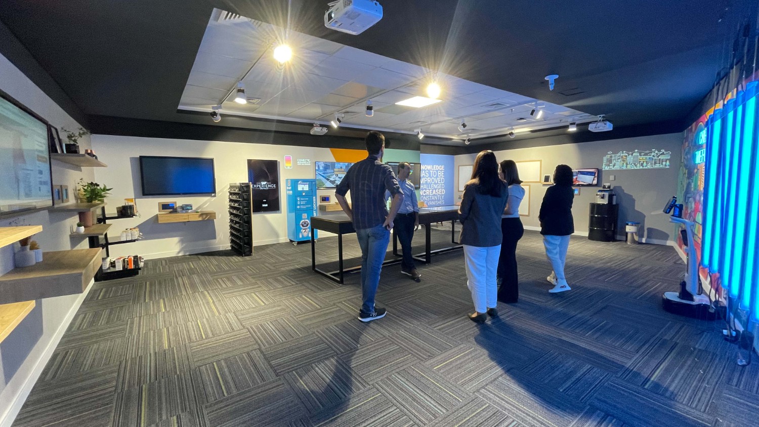 SAP - SAP Experience Center - 3 SAP - SAP Experience Center - 3